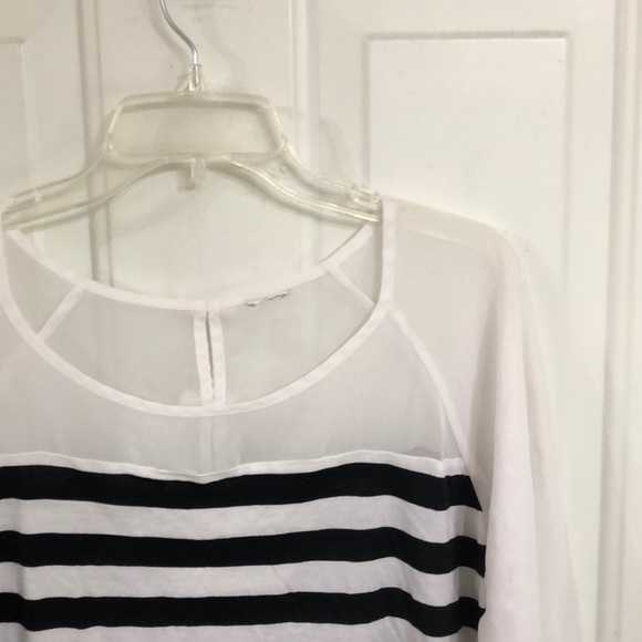 Top - Picture 5 of 8